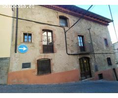 CASA REFORMADA RÚSTICA AL CENTRE DE SANT LLORENÇ SAVALL