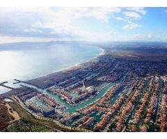 ESTUDIO TOTALMENTE REFORMADO EN EMPURIABRAVA