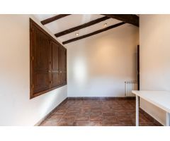 ESPACIOSA CASA EN EL CENTRO DE SABADELL