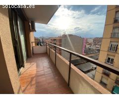 ESTUPENDO PISO COMPLETAMENTE EXTERIOR CON ASCENSOR