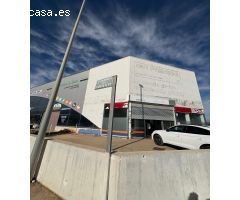 Amplia Nave Industrial Adosada en Almazora