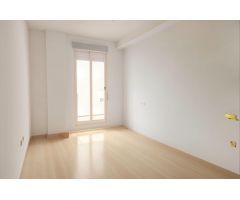 Piso 3 habitaciones y 2 baños - PLANTA BAJA  - V1