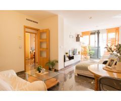 PISO de 3 HABITACIONES  y 2 BAÑOS -  EN NÁQUERA