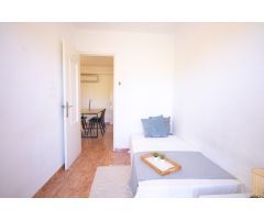 ¡Oportunidad única en El Cabañal! A 4 minutos de la playa y junto a la UPV!