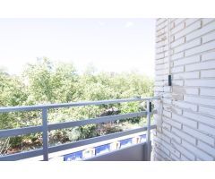 ¡Oportunidad única en El Cabañal! A 4 minutos de la playa y junto a la UPV!