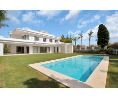 Villa de Lujo en Venta en Marbella, Málaga