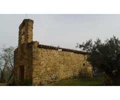 Masía de lujo del Siglo XVI con una ermita románica del Siglo XII en Banyoles (Girona)
