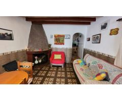 CASA EN LA CANALOSA