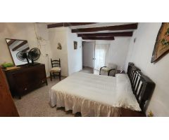 CASA EN LA CANALOSA