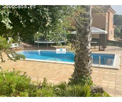 Exclusivo Chalet con 4000 m2 de Jardín y piscina privada en Lloret de Mar (Costa Brava)