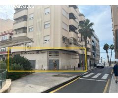 local, 217m 2 centro. Con mucha potencial !