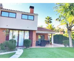 Bungalow en Venta Lanuza con vistas al mar