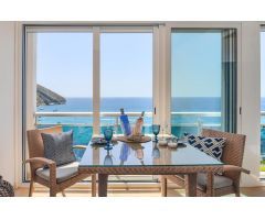 Exclusivo apartamento en primera línea de mar en El Portet, Moraira