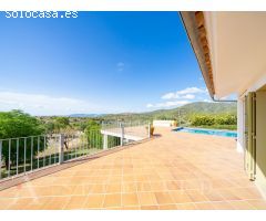 Vive el lujo y la comodidad en esta fabulosa finca en Santa María del Camí,