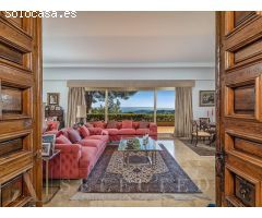 Excepcional Villa de Lujo en Son Vida, Mallorca: ¡Vistas Panorámicas al Mar y
