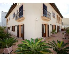 Casa con locales comerciales en Cala Ratjada