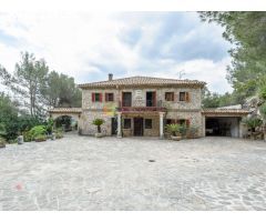 Finca con casa señorial cerca de Puerto Pollença