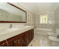 Encantadora Residencia con Patio en Puerto de Alcudia, Mallorca