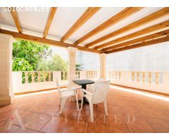 Encantadora Residencia con Patio en Puerto de Alcudia, Mallorca