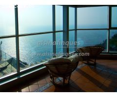 Villa exclusiva sobre el acantilado, increíbles vistas al mar, 6 dormitorios,