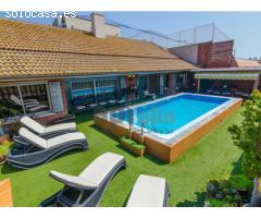Excepcional apartamento de 6 habitaciones con piscina en pleno centro de Lloret