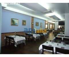 ¡Gran oportunidad de inversión! Restaurante emblemático en el centro de Lloret
