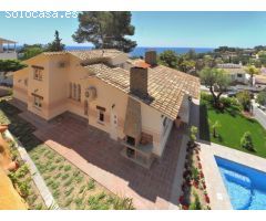 Villa de lujo en Cala Sant Francesc, Blanes. Estupendas vistas al mar