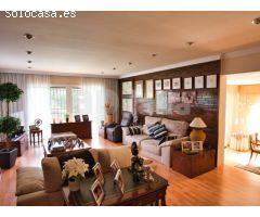 Impresionante villa en fenals de 4 habitaciones, con piscina y sala de eventos