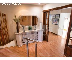 Impresionante villa en fenals de 4 habitaciones, con piscina y sala de eventos