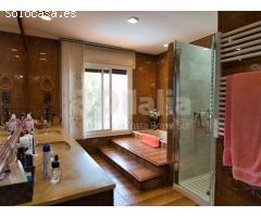 Impresionante villa en fenals de 4 habitaciones, con piscina y sala de eventos