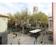 Finca con 5 locales comerciales y 3 viviendas en Malgrat de Mar