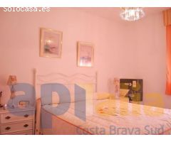 Encantadora casa unifamiliar en Montbarbat
