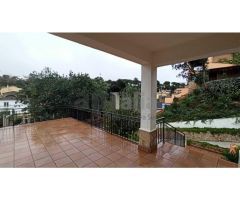 Magnífica casa en Aiguaviva Parc con 5 habitaciones