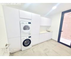 Disponemos de una fantástica villa nueva y moderna.