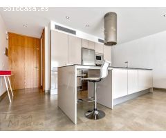En venta Apartamento moderno con piscina privada en La Caleta