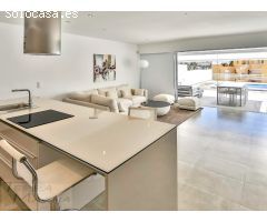 En venta Apartamento moderno con piscina privada en La Caleta