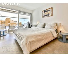 En venta Apartamento moderno con piscina privada en La Caleta