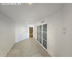 Apartamento de 2 habitaciones en el centro de Lloret con plaza de parking