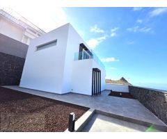 Villa moderna de nueva construcción en venta Roque del Conde, Tenerife