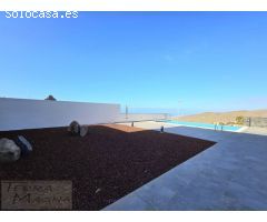 Villa moderna de nueva construcción en venta Roque del Conde, Tenerife