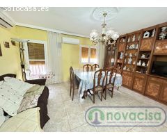 SE VENDE CASA DE PUEBLO ADOSADA EN EL CASCO URBANO DE CADALSO DE LOS VIDRIOS