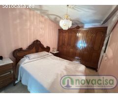 SE VENDE CASA DE PUEBLO ADOSADA EN EL CASCO URBANO DE CADALSO DE LOS VIDRIOS