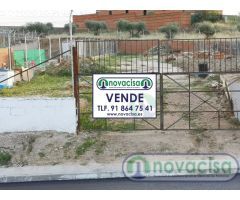 FINCA DE TERRENO EN ALMOROX DE 823 metros muy bien Ubicado