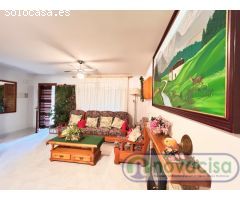 SE VENDE ESTUPENDO CHALET INDEPENDIENTE EN URBANIZACIÓN JAVACRUZ, SAN MARTÍN DE