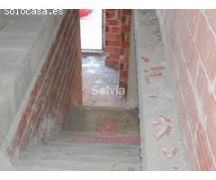 Se vende local en Albatera
