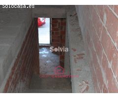 Se vende local en Albatera