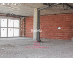 Se vende local en Albatera
