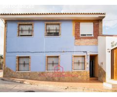 Se vende casa en Cobatillas