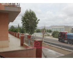 Local junto a CV-95 en Bigastro