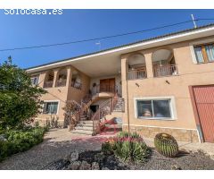 CASA EN VENTA EN DESAMPARADOS